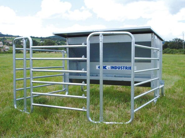 Nourrisseur Veaux Au P turage CK Industries nourrisseur-veaux-au-p-turage-ck-industries